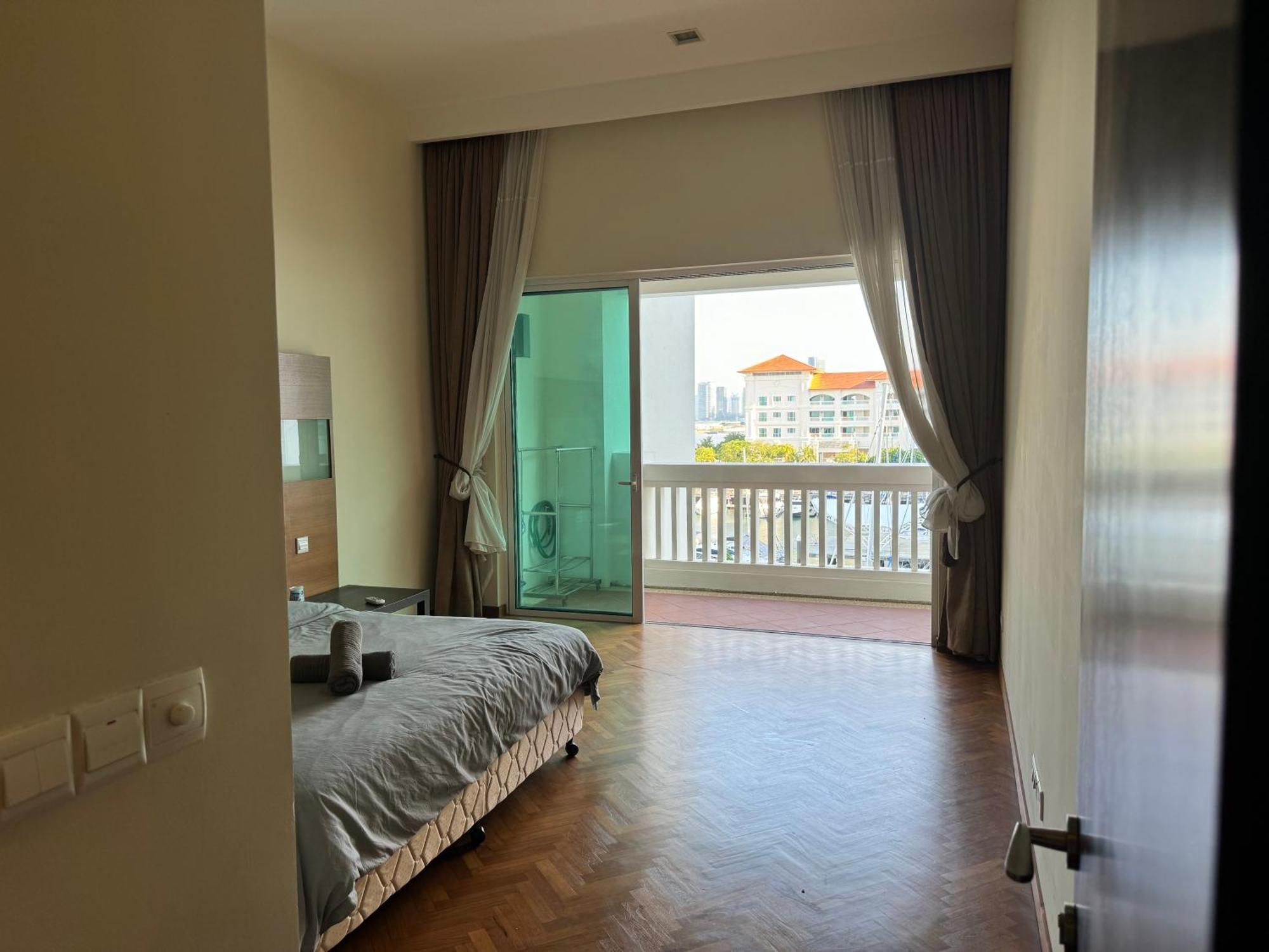 Apartment Seaview Waterfront At Straits Quay Free Carpark Bathub *